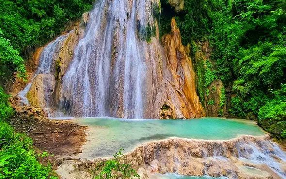 Limestone waterfall tour – away from the hustle
